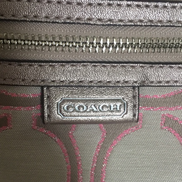 Coach purse - Picture 3 of 8